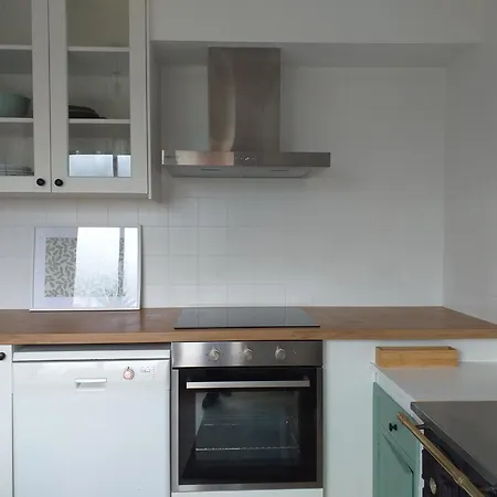 Vakantiehuis Vina Da Igrexa, Casa Con Jardin Y Barbacoa En *